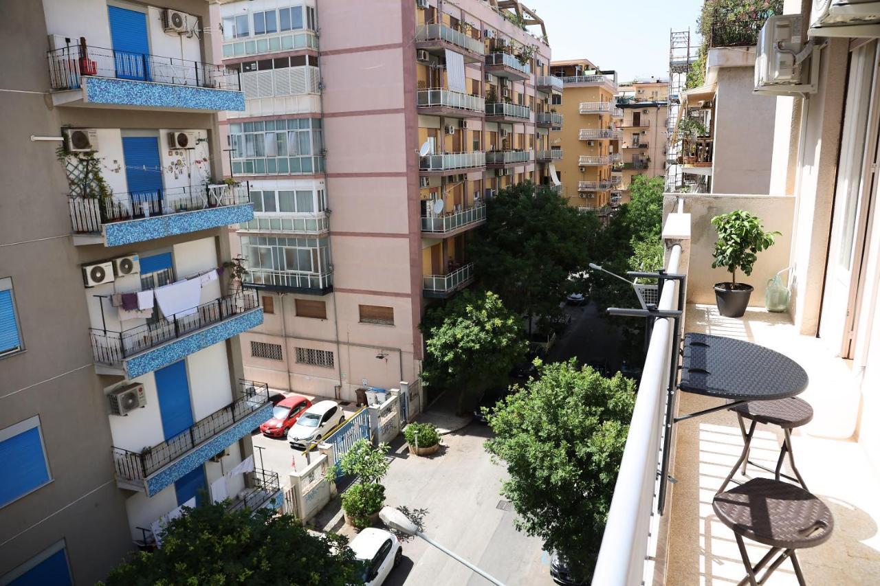 La Casa Del Maggiore, Tra Mare E Centro Apartamento Palermo Exterior foto